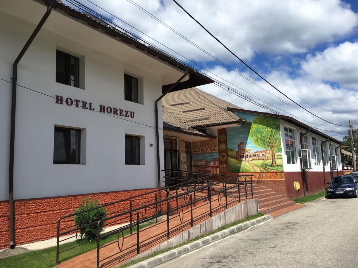 Hotel Horezu Kültér fotó