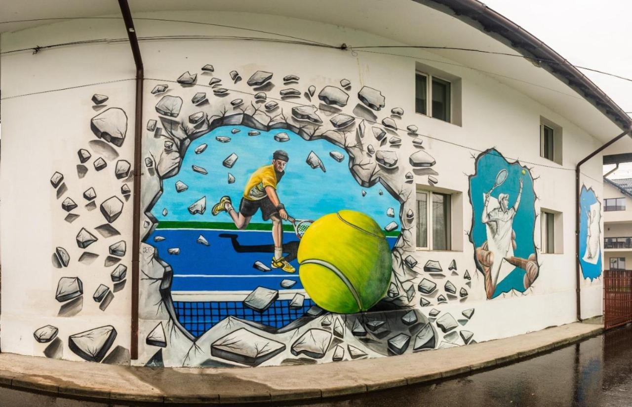 Hotel Horezu Kültér fotó